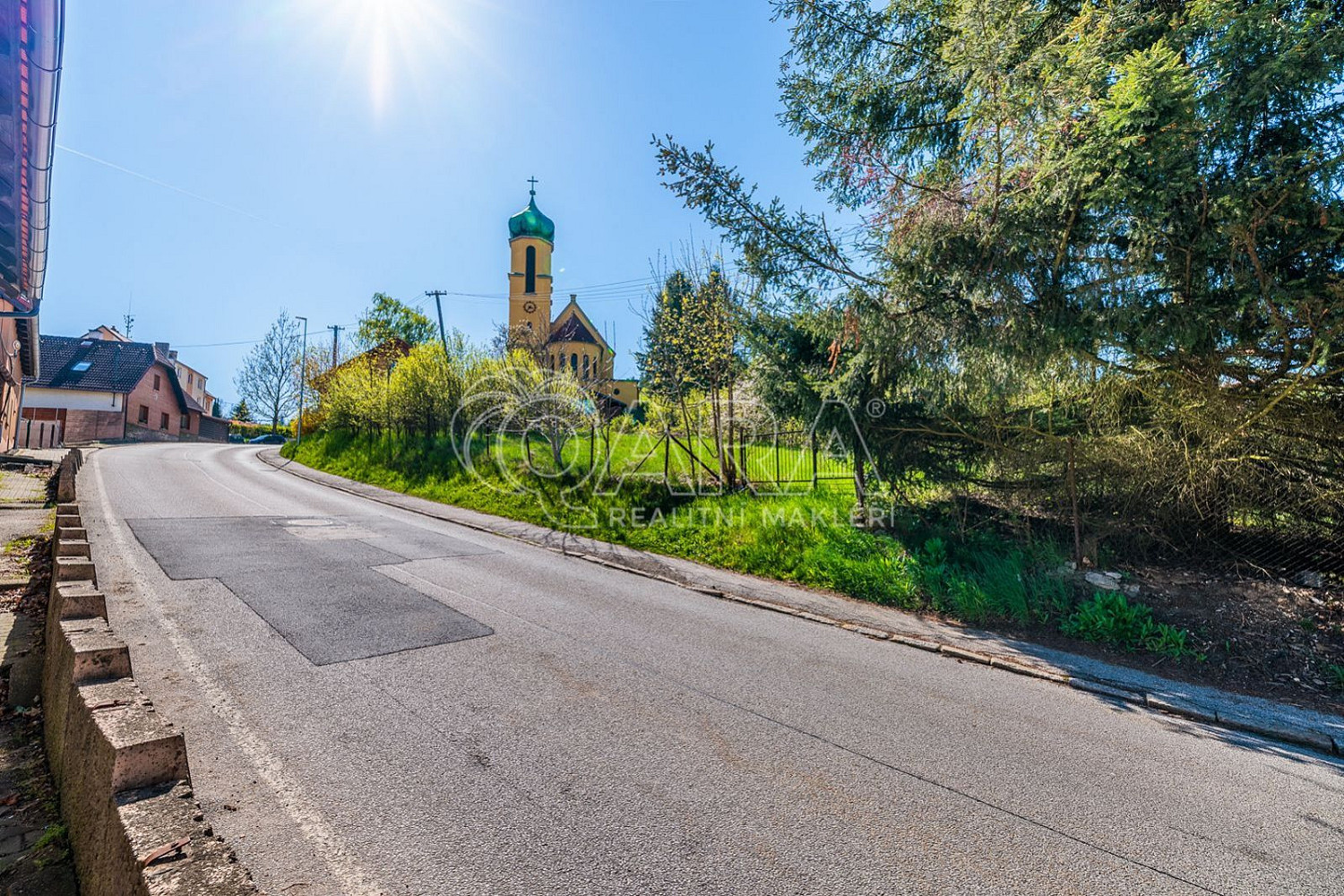 Prodej stavebního pozemku 1 340 m² – fotografie 3