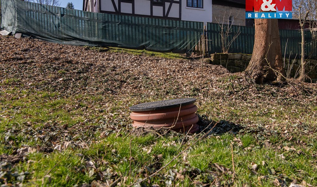 Prodej stavebního pozemku 1 574 m², Růžová – náhled fotky 30