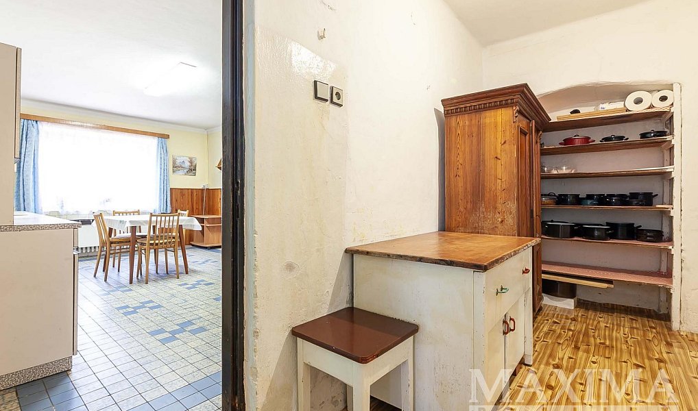 Prodej domu 340 m² s pozemkem 4 800 m², Bečváry – náhled fotky 18