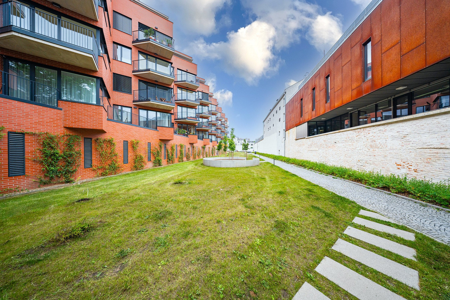 Prodej bytu 3+kk 85 m² — photo 2