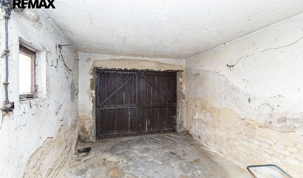 Prodej domu 152 m² s pozemkem 972 m², Hoštka – náhled fotky 37
