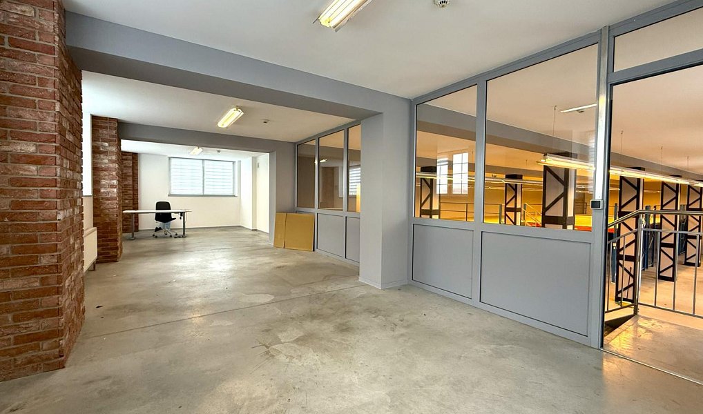 Pronájem obchodních prostor 468 m², Praha – náhled fotky 7