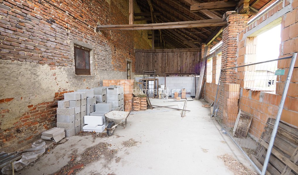 Prodej výrobních prostor 2 000 m², Mšeno – náhled fotky 6