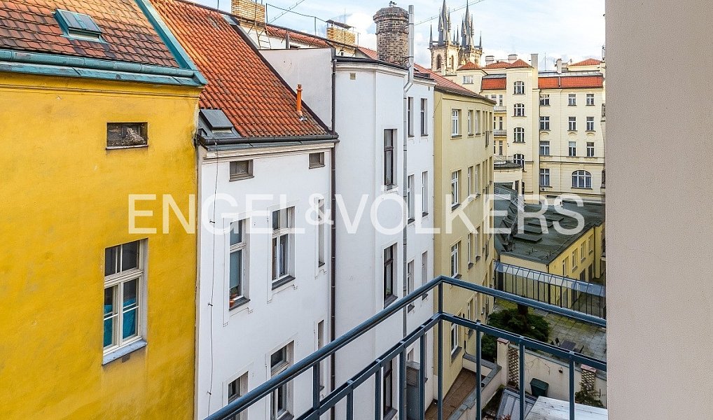 Pronájem bytu 6+kk 285 m², Praha – náhled fotky 15