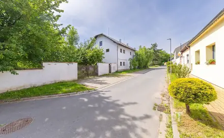Prodej domu 430 m² s pozemkem 1 800 m², Na Zábraní, Olomouc - Holice