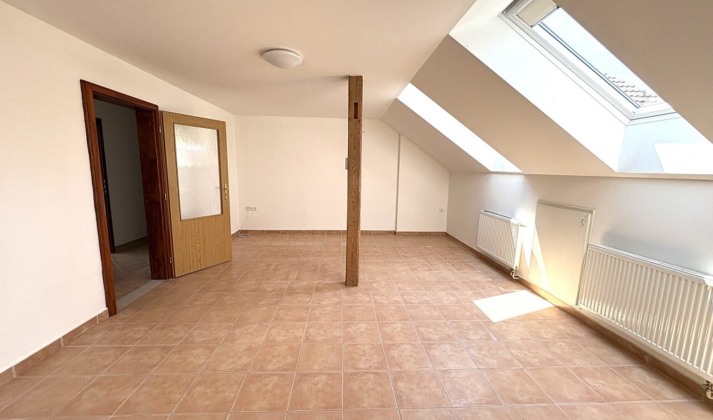 Pronájem bytu 3+kk 91 m², Prachatice – náhled fotky 4