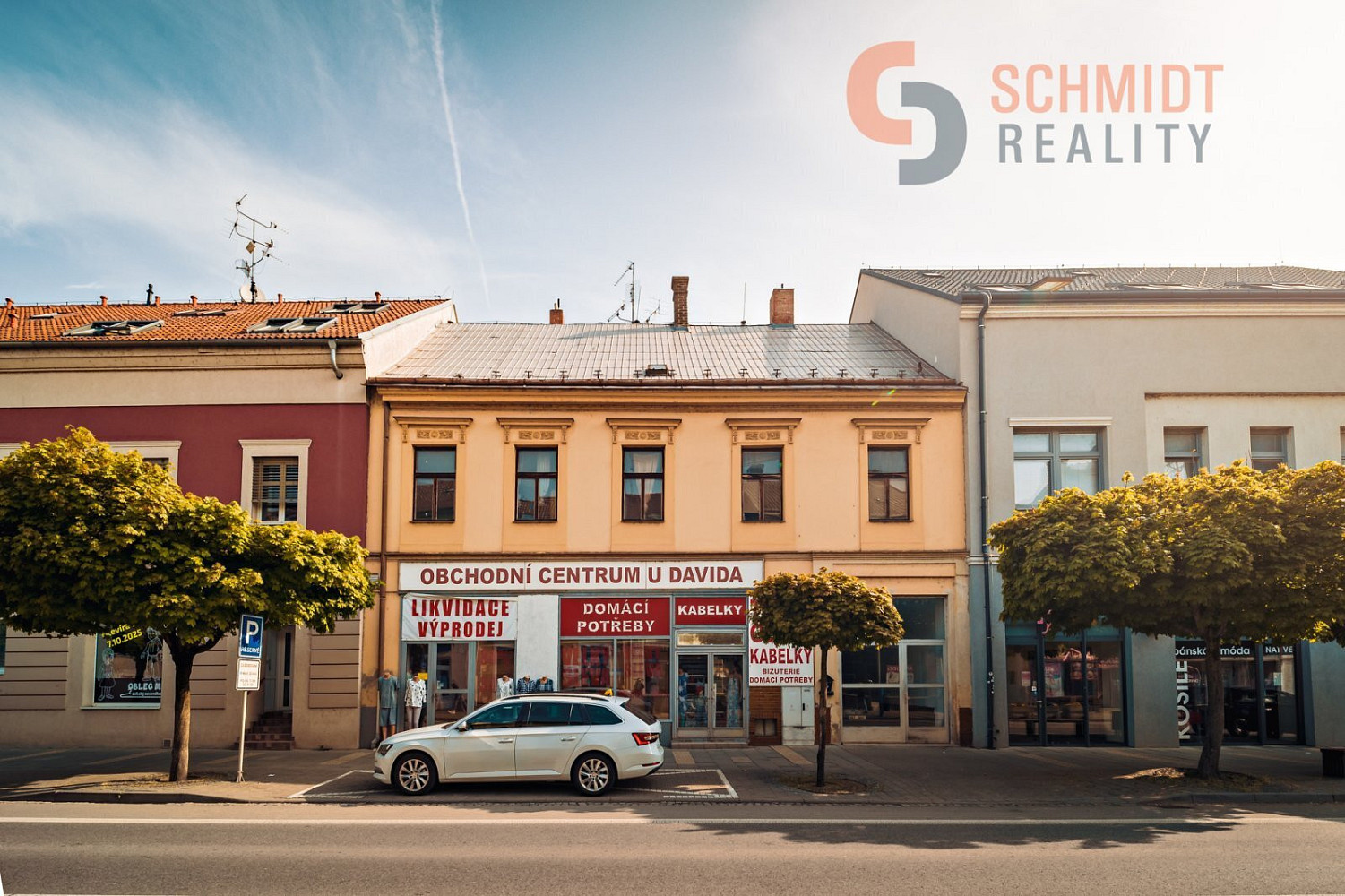 Prodej obchodních prostor 900 m²