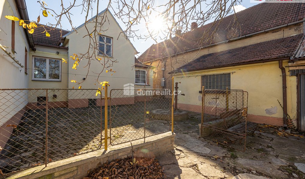 Prodej domu 115 m² s pozemkem 1 316 m², Dobrovíz – náhled fotky 6