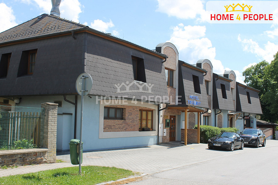 Prodej komerčního objektu (jiného typu) 1 165 m²