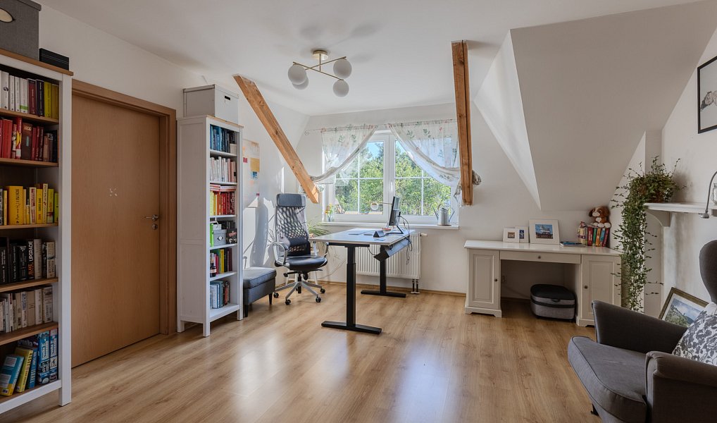 Prodej domu 187 m² s pozemkem 859 m², Skorkov – náhled fotky 14