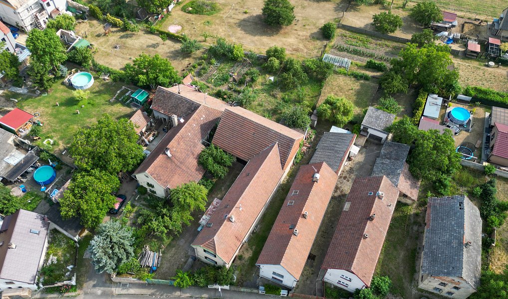 Prodej domu 174 m² s pozemkem 891 m², Libkovice pod Řípem – náhled fotky 25