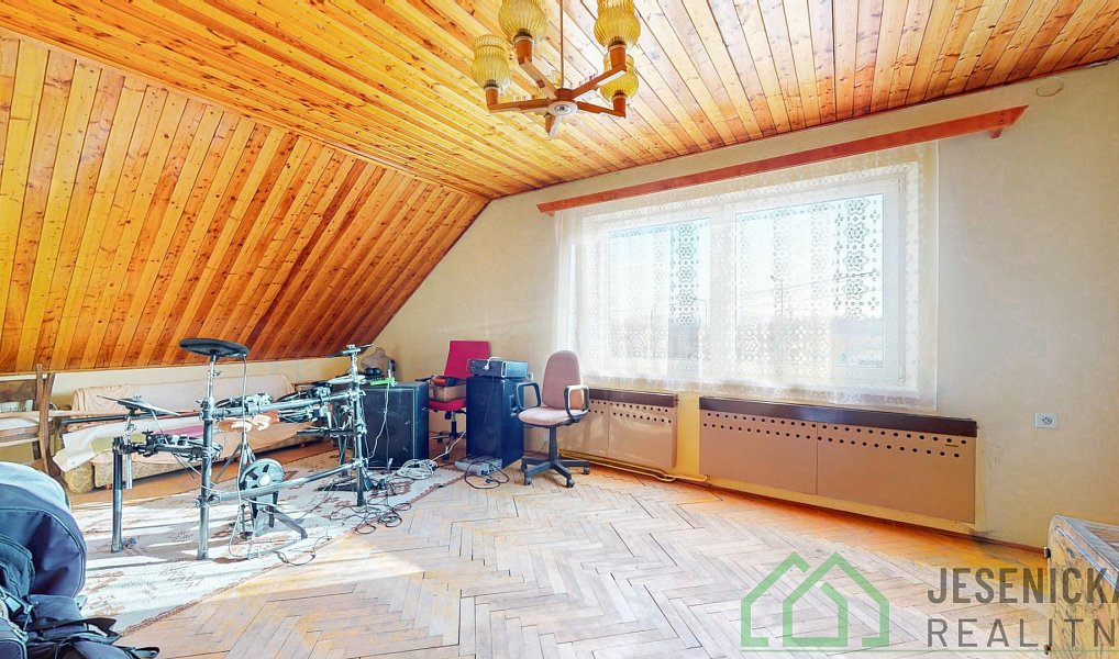 Prodej domu 269 m² s pozemkem 702 m², Javorník – náhled fotky 16