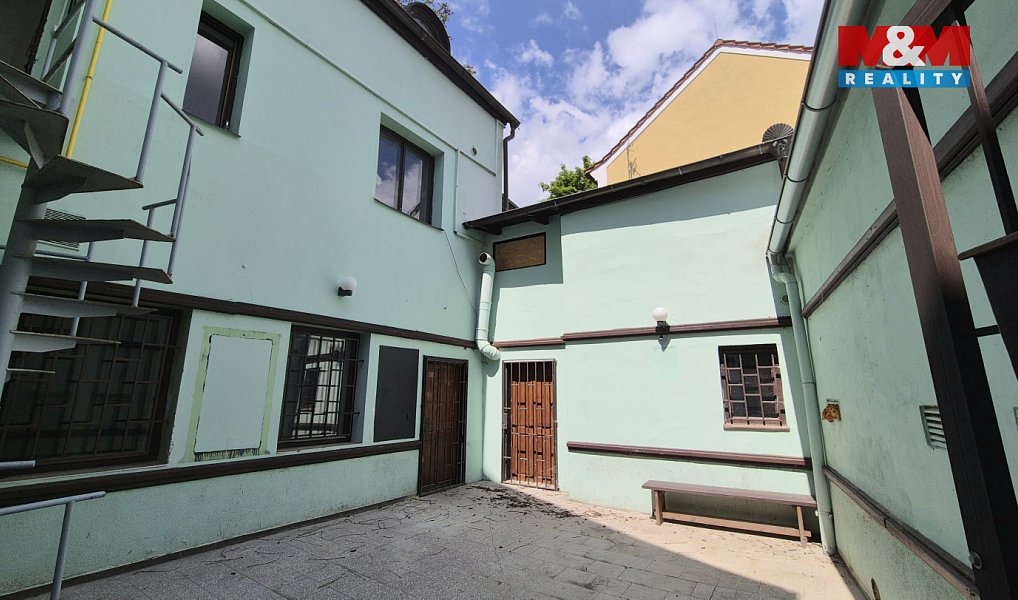 Pronájem obchodních prostor 157 m², Kladno – náhled fotky 15