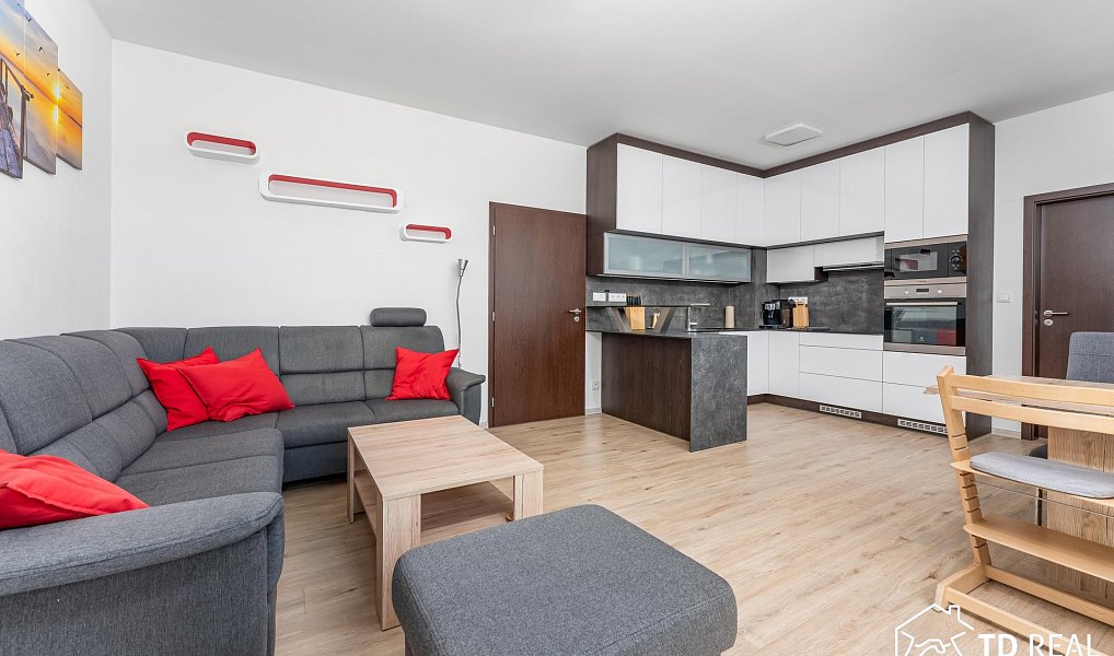 Prodej bytu 3+kk 73 m², Holubice – náhled fotky 3