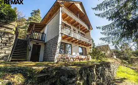 Prodej chaty/chalupy 100 m² s pozemkem 377 m², osada Spálený, Stříbrná Skalice, okres Praha-východ