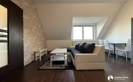 Pronájem bytu 2+kk 42 m²