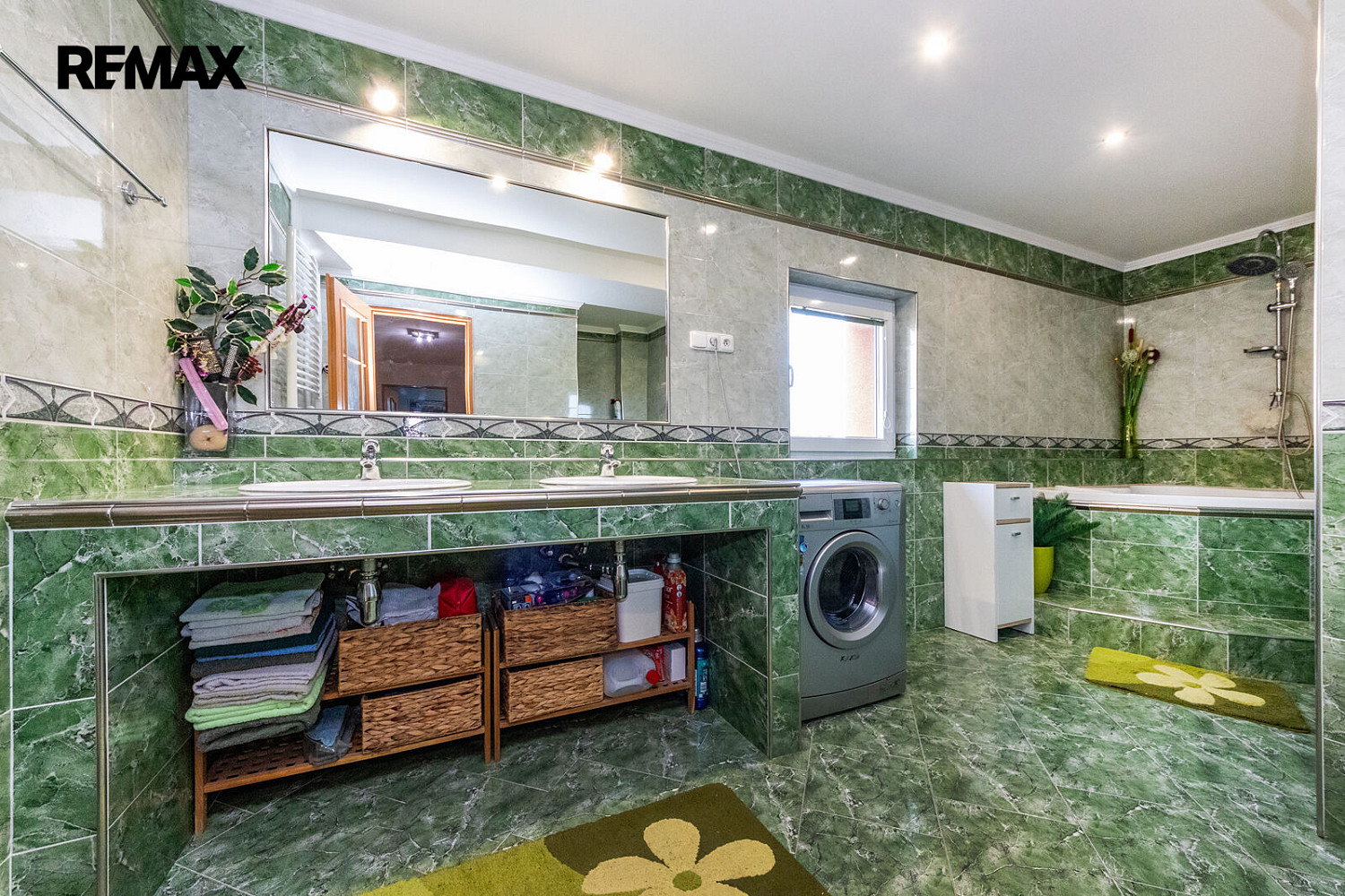 Prodej domu 309 m² s pozemkem 854 m² — photo 4