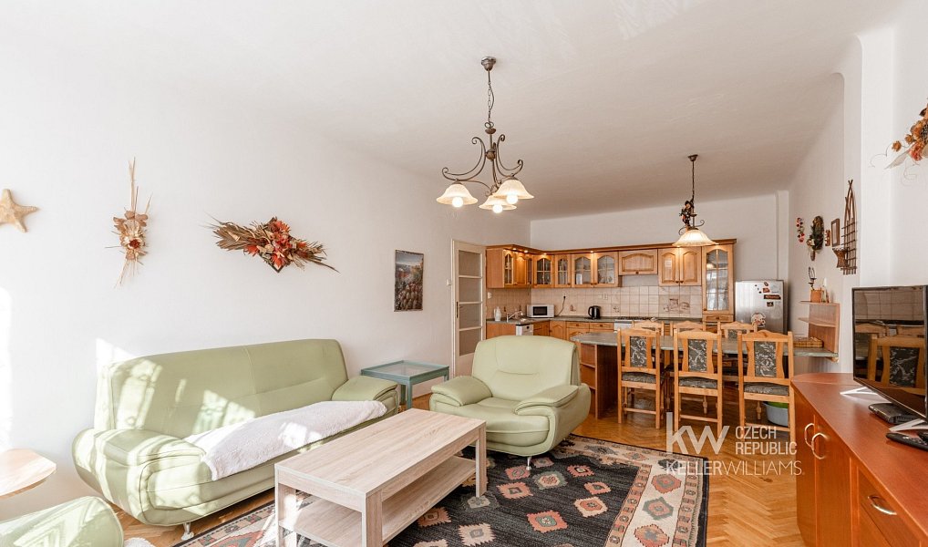 Pronájem bytu 4+kk 80 m², Praha – náhled fotky 2