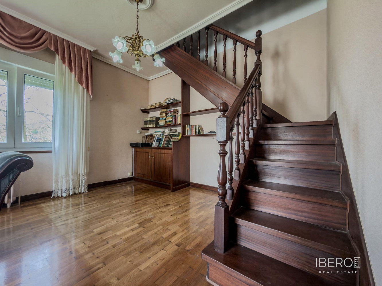 Prodej domu 788 m² s pozemkem 554 m²