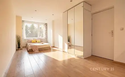 Prodej bytu 1+kk 26 m², Mendelova, Praha 4 - Háje, okres Praha