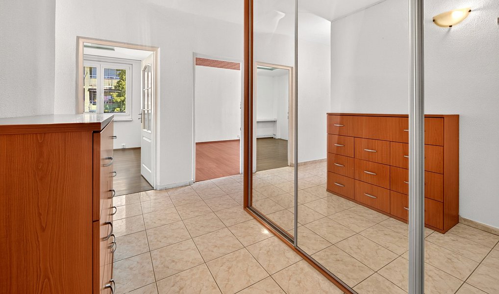 Prodej bytu 3+1 65 m², Chlumec – náhled fotky 9