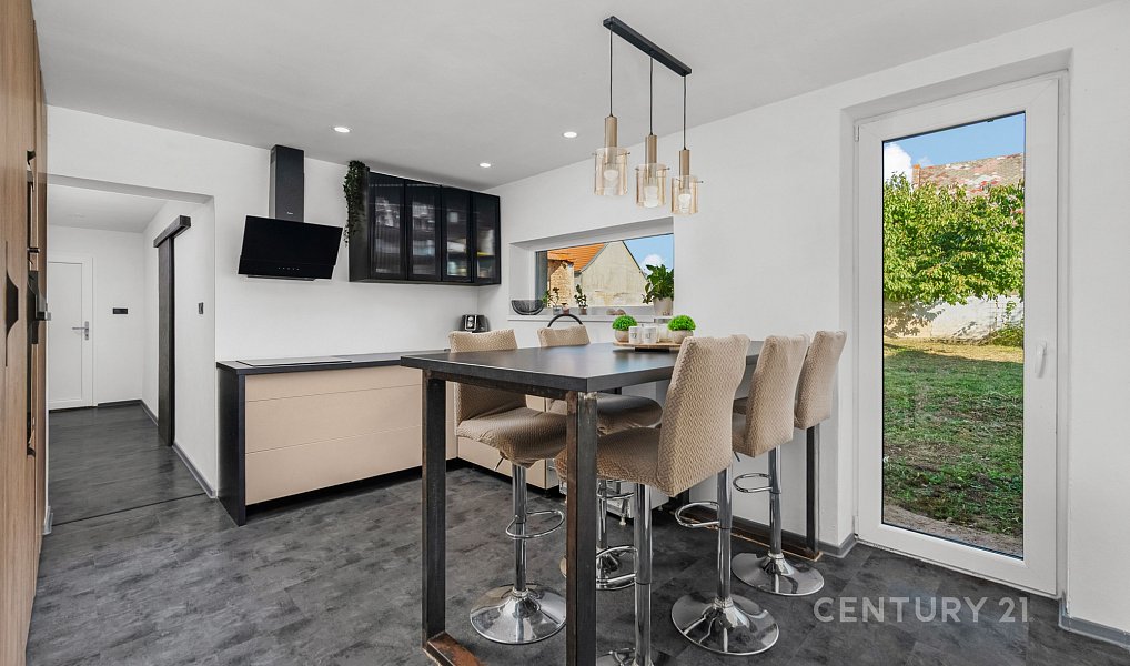 Prodej rodinného domu, 126 m², Znojmo, Hrabětice