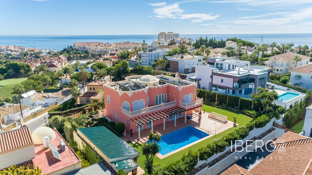 Prodej domu 1 033 m² s pozemkem 1 441 m² — photo 3