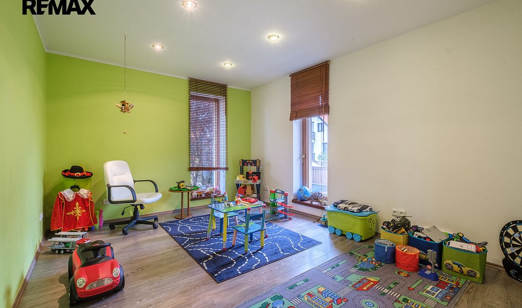 Prodej domu 205 m² s pozemkem 634 m², Smolnice – náhled fotky 9