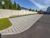 Pron�jem, uzamykateln� parkovac� st�n�, 18 m2, Chlumec nad Cidlinou