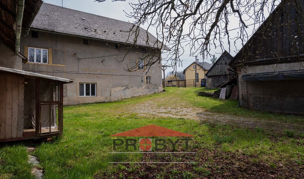 Prodej domu 800 m² s pozemkem 1 962 m², Hrubá Skála – náhled fotky 34