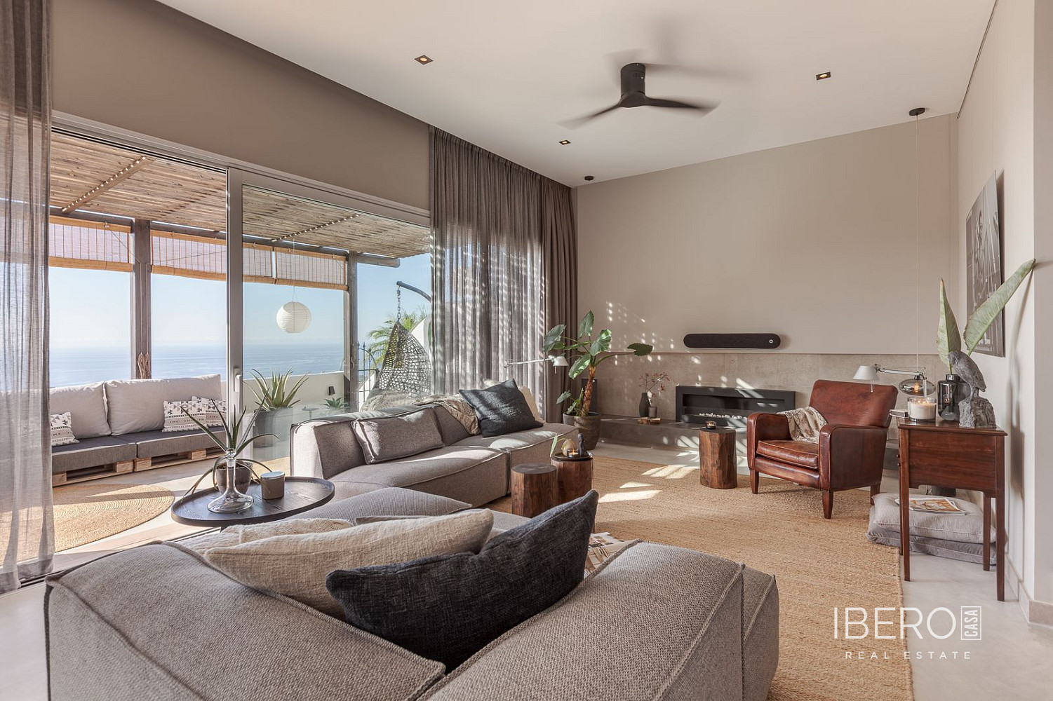 Prodej bytu 3+kk 154 m² – pohled 2