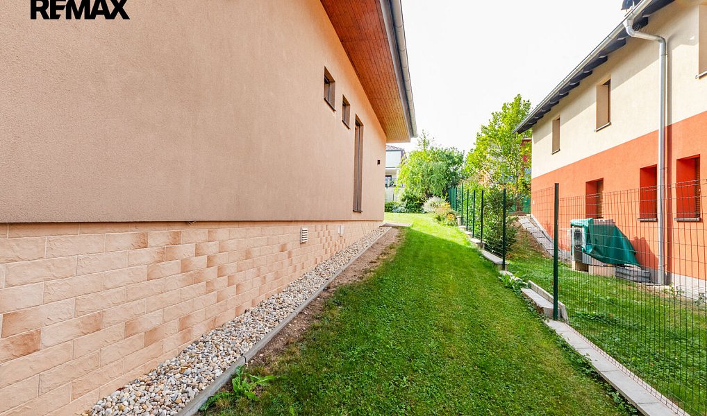 Prodej domu 300 m² s pozemkem 652 m², Praha – náhled fotky 7