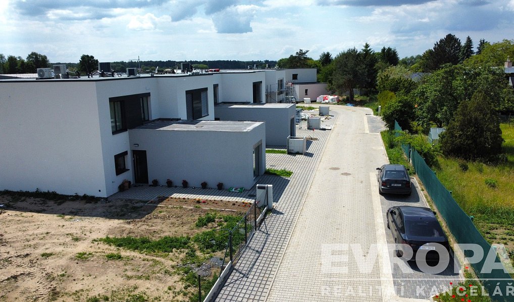 Prodej domu 121 m² s pozemkem 227 m², Sezemice – náhled fotky 19