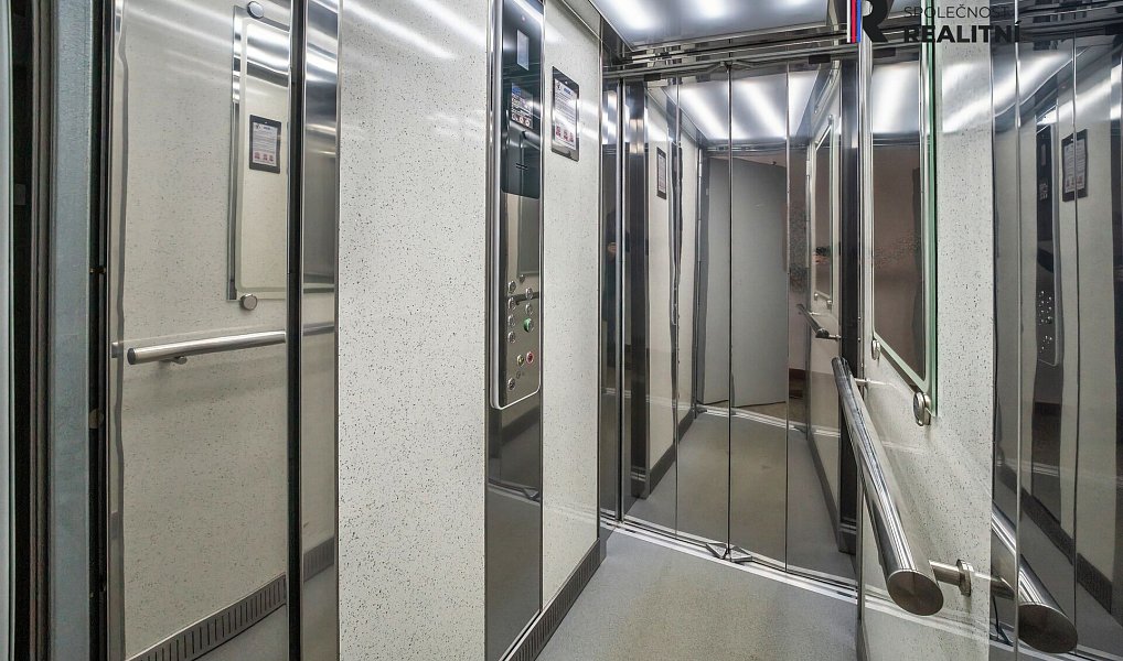 Prodej bytu 3+1 76 m², Znojmo – náhled fotky 14