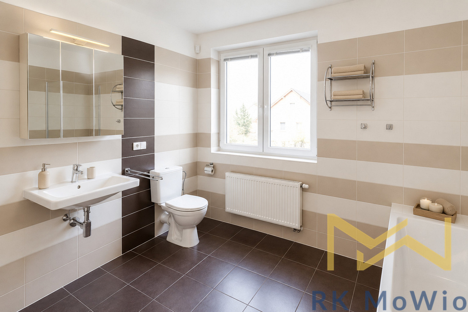 Pronájem domu 350 m² s pozemkem 1 000 m² – fotografie 4