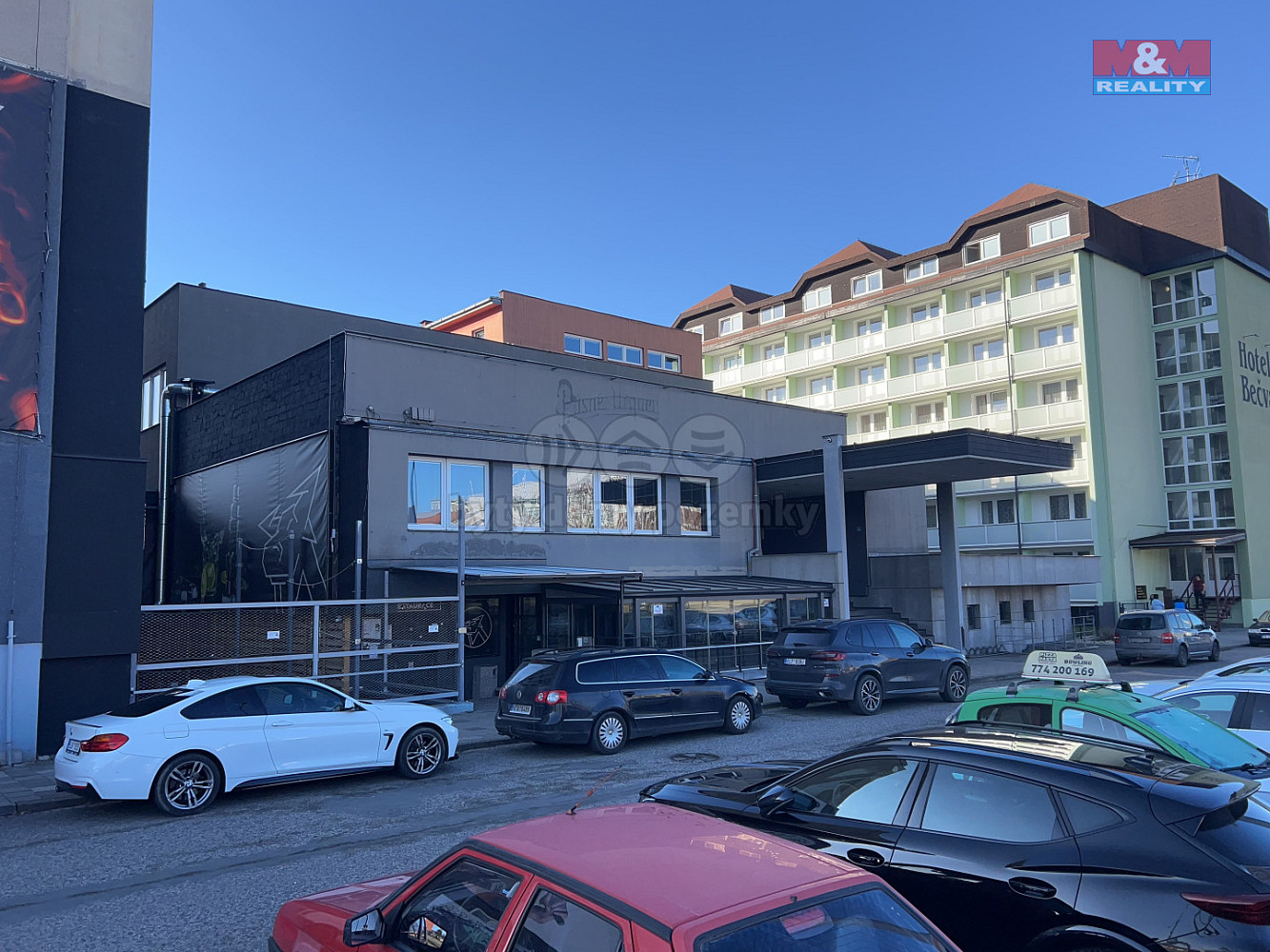 Pronájem obchodních prostor 866 m² – fotografie 2