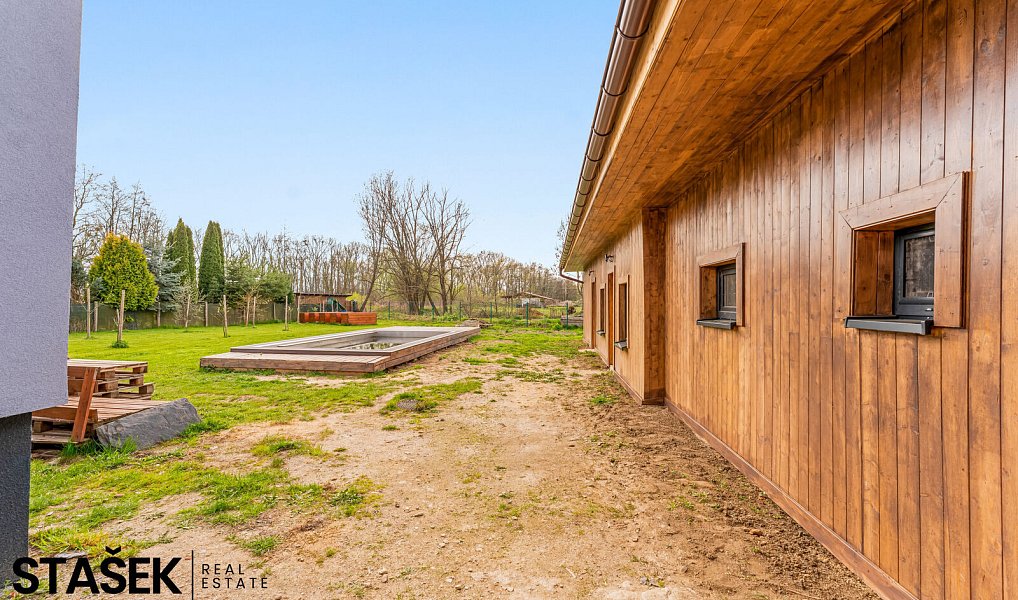 Prodej domu 135 m² s pozemkem 1 118 m², Šumvald – náhled fotky 26