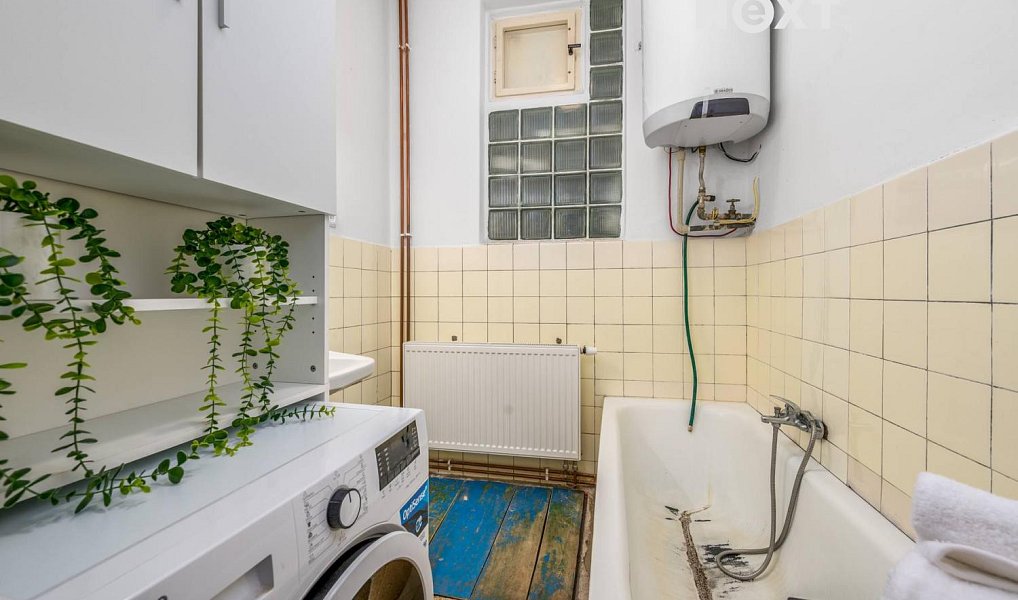 Prodej domu 250 m² s pozemkem 611 m², Zvoleněves – náhled fotky 22