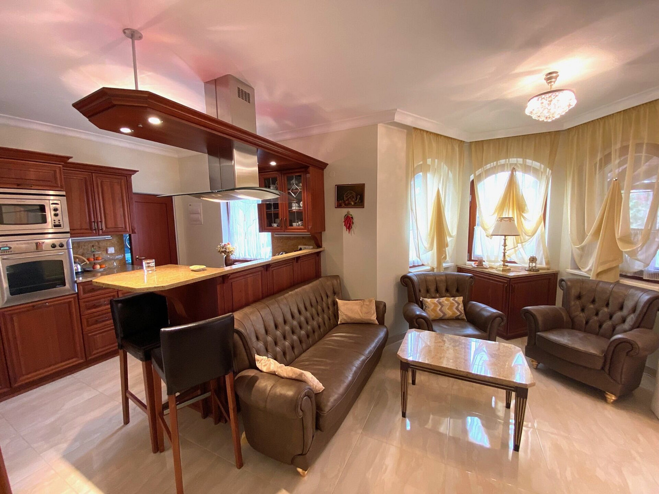 Prodej domu 362 m² s pozemkem 925 m²