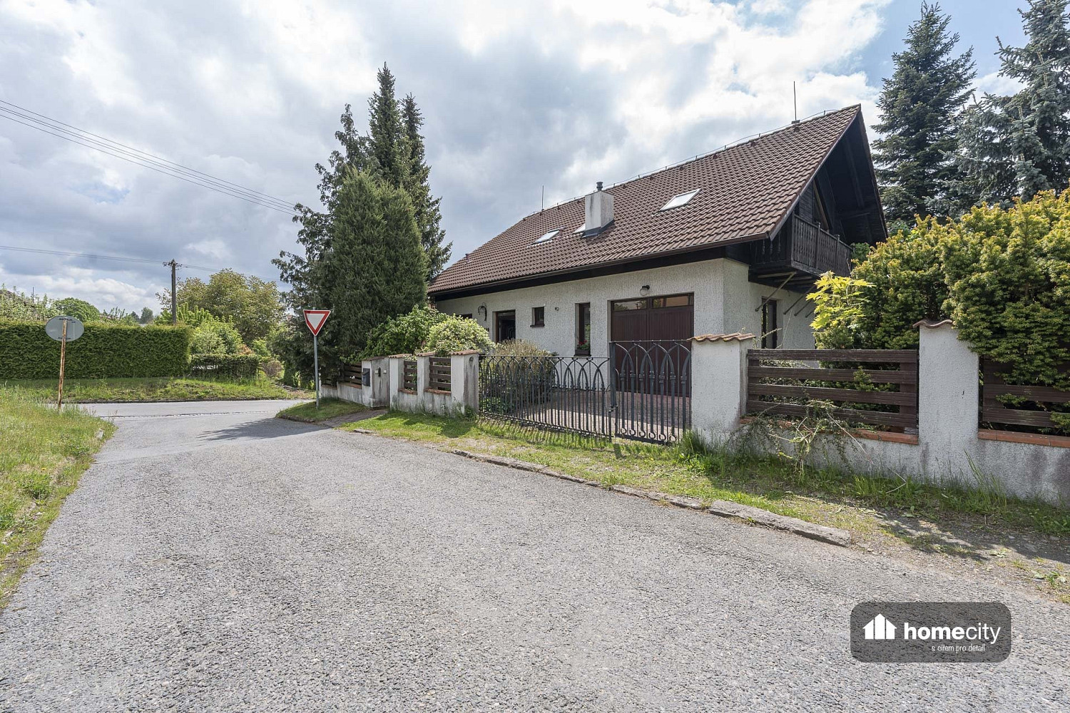 Prodej domu 183 m² s pozemkem 823 m²