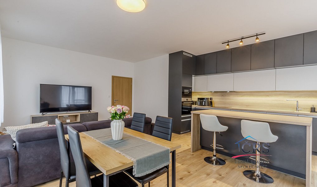 Prodej bytu 3+kk 93 m², Praha – náhled fotky 4