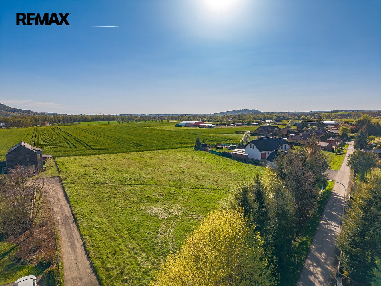 Prodej stavebního pozemku 858 m² - Widok 5