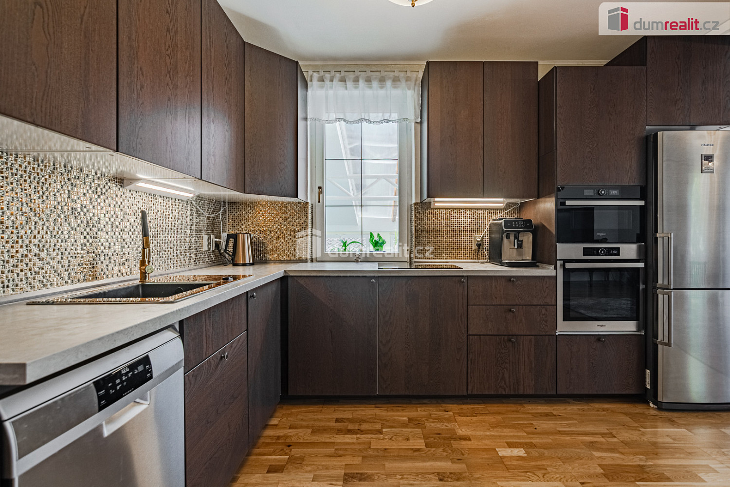 Prodej domu 260 m² s pozemkem 1 250 m² — photo 3