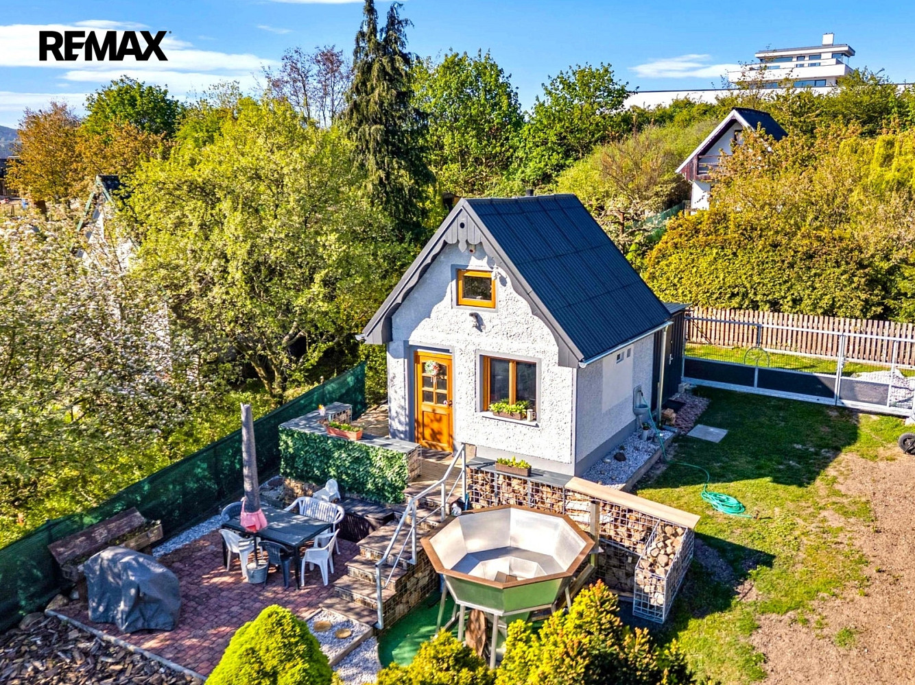 Prodej chaty/chalupy 24 m² s pozemkem 400 m²