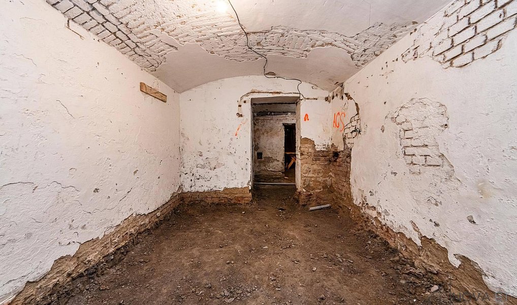 Prodej obchodních prostor 99 m², Praha – náhled fotky 12