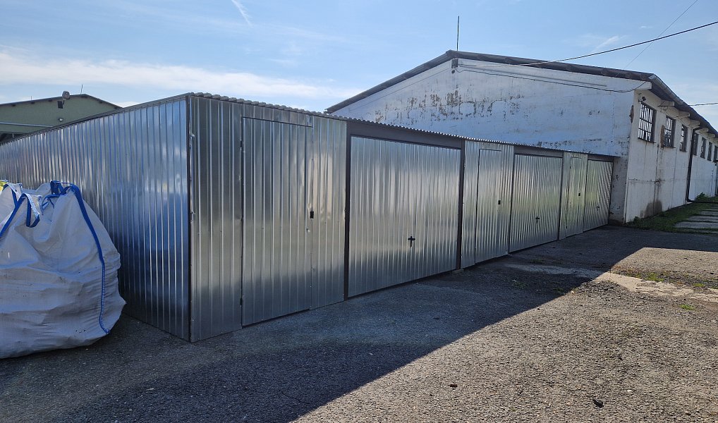 Pronájem garáže 5 x 6 m ul. Na Sezníku, Olomouc - Černovír, Olomouc – náhled fotky 5