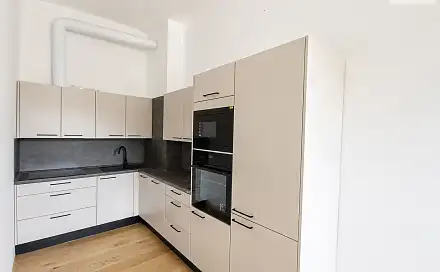 Pronájem bytu 1+kk 27 m²