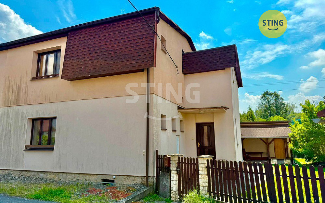 Prodej domu 220 m² s pozemkem 428 m²