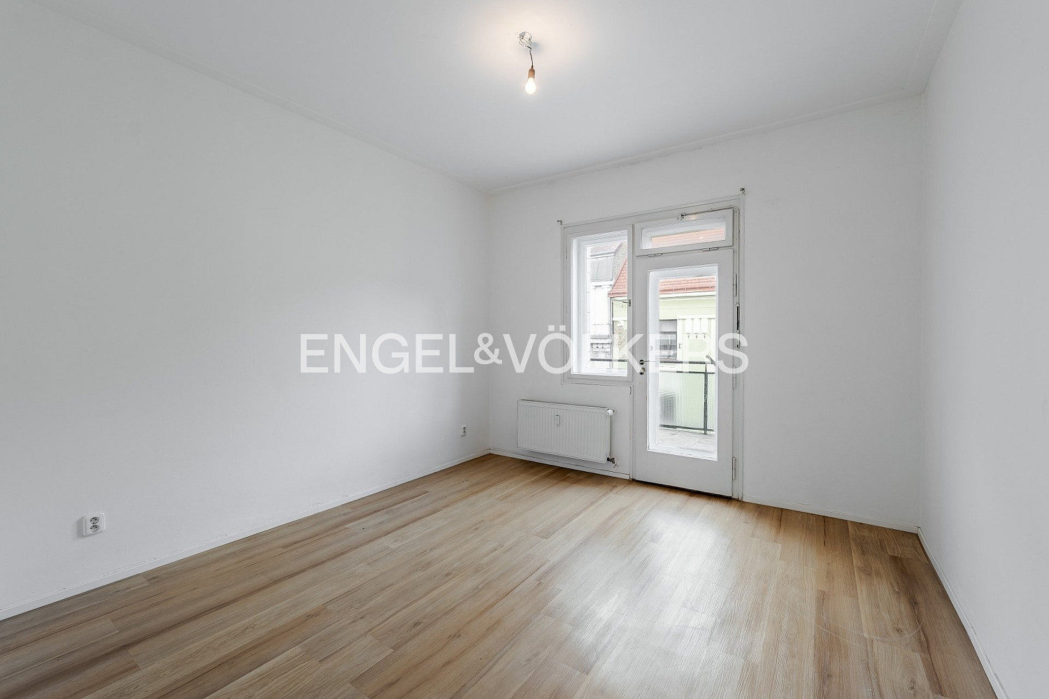 3+1 Apartment in Praha - More