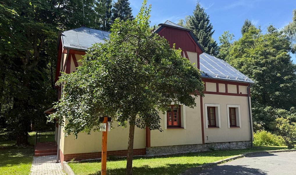 Pronájem domu 160 m² s pozemkem 378 m², Zádub-Závišín – náhled fotky 3